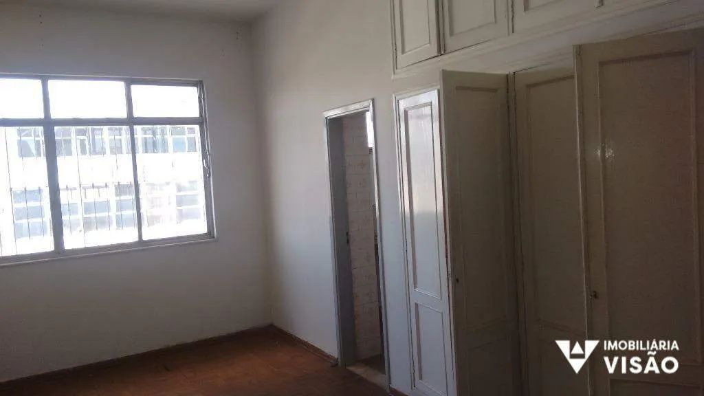 APARTAMENTO PARA ALUGAR NO CENTRO COM 03 QUARTOS, 01 SUÍTE E 02 BANHEIROS - Foto 3