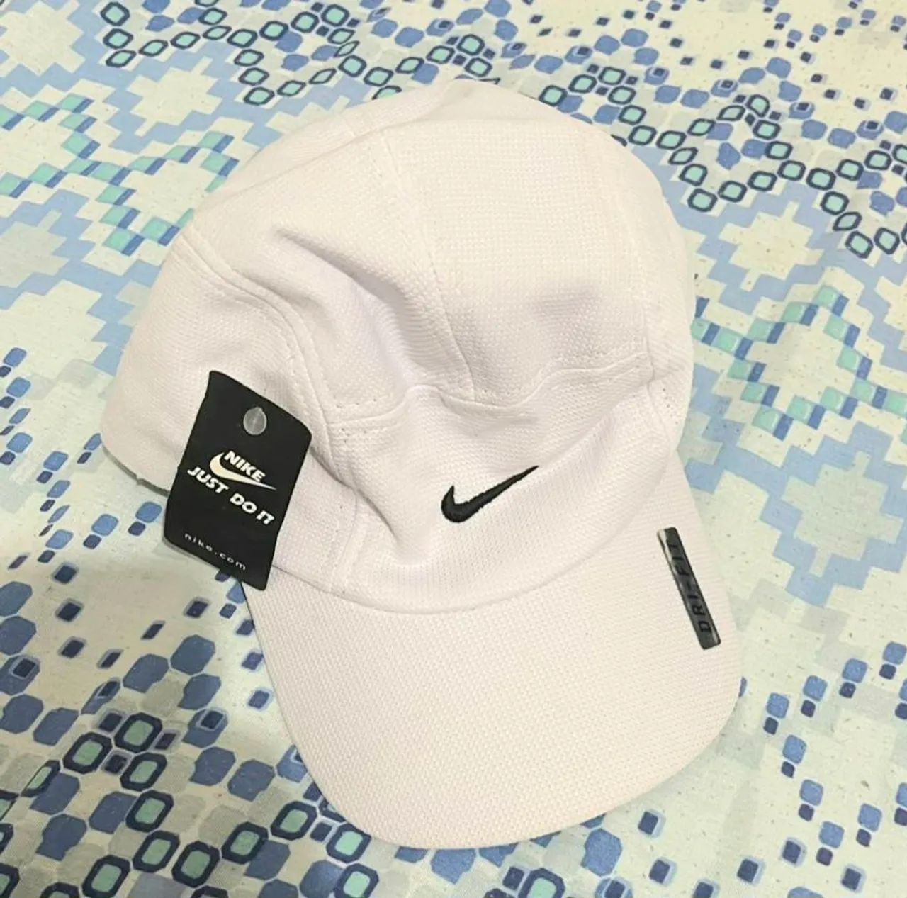 Boné Branco Nike ORIGINAL E NOVO