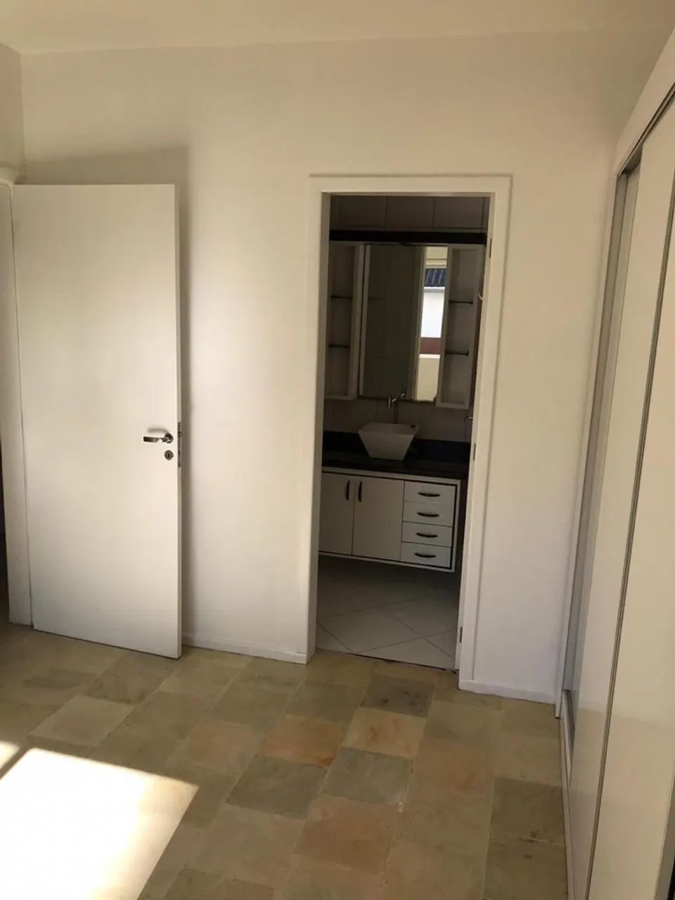 Coqueiros 3 Dormitórios  - Foto 5