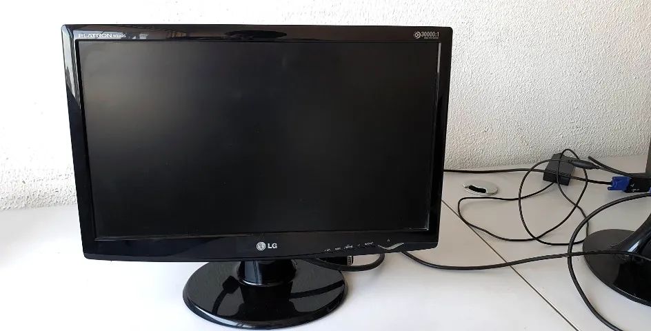 Monitor LG Flatron W2043S (sem cabo USB) - Foto 4