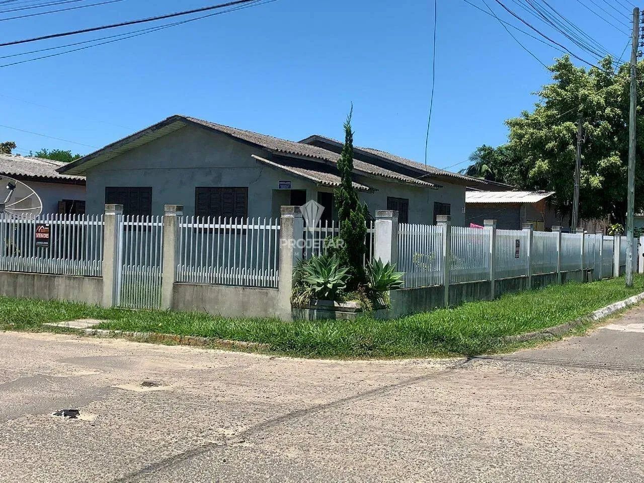 Casa à venda em Sombrio no bairro Januária - Foto 2