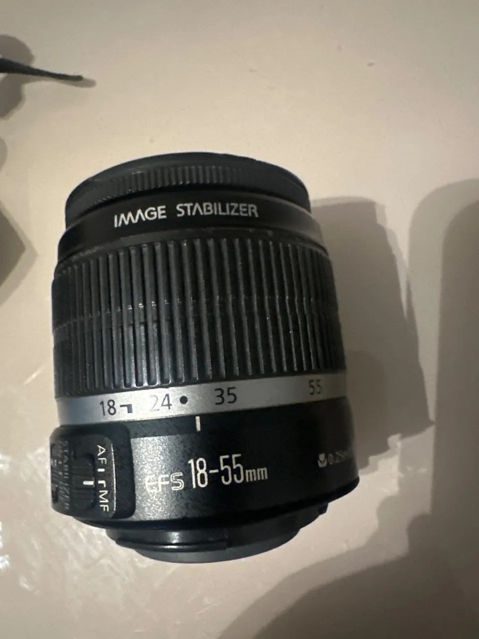 Lente cannon 18-55mm c/ pequeno fungo