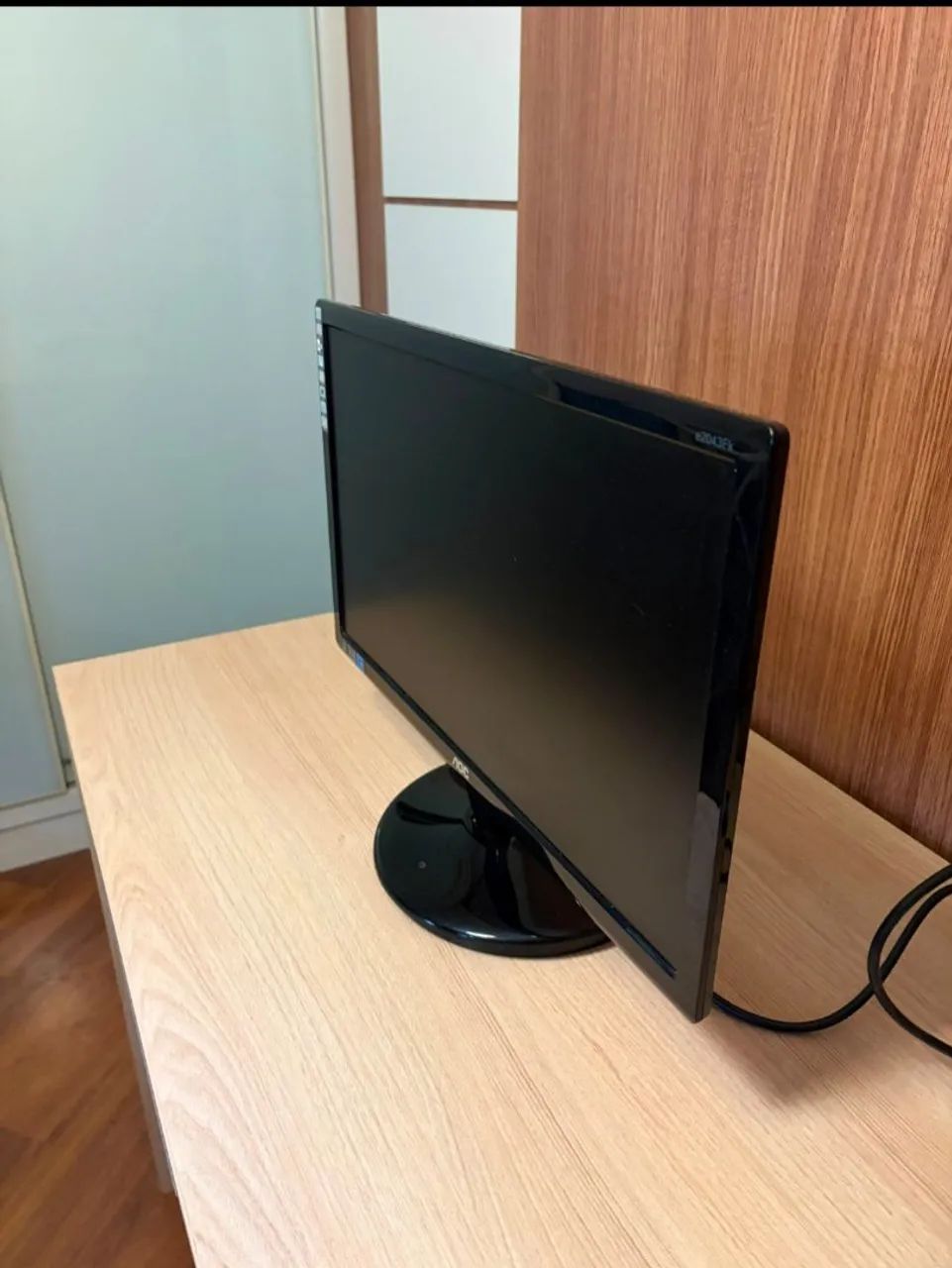 MONITOR LED 20 Ultra Slim AOC  - Foto 2