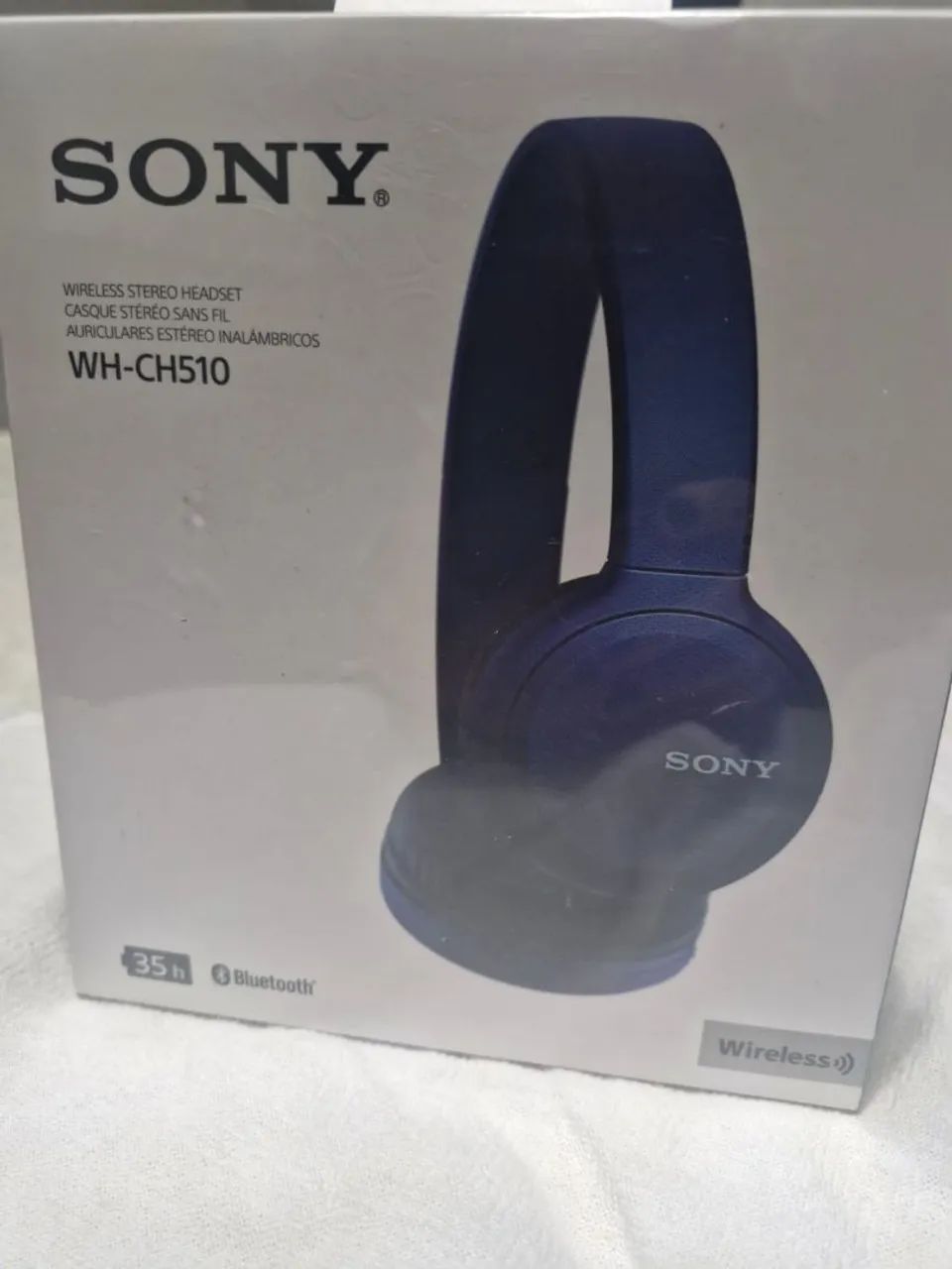 Red fone Sony Bluetooth 