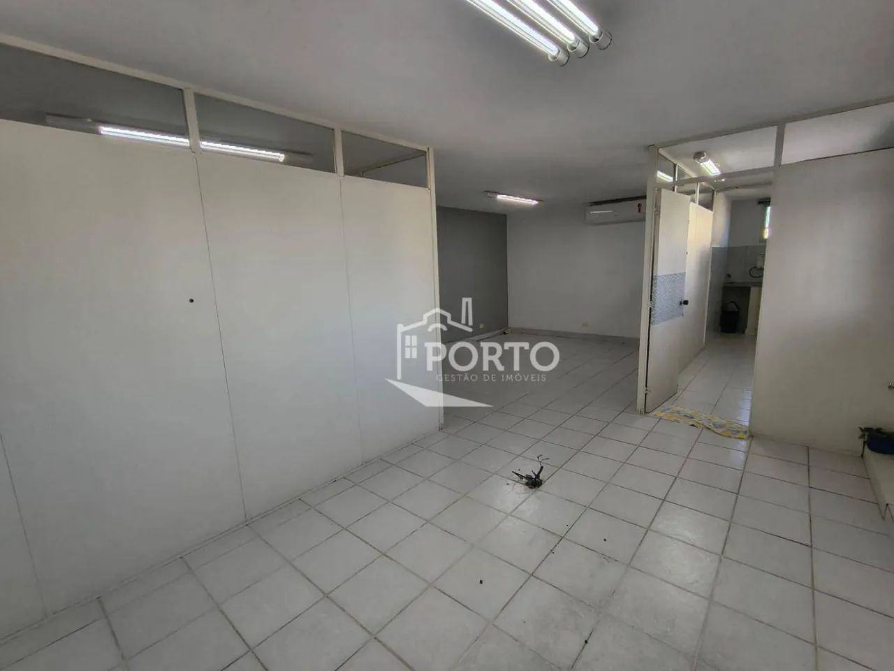 Sala Comercial à venda no Edifício Meditarraneo em Piracicaba - Foto 5