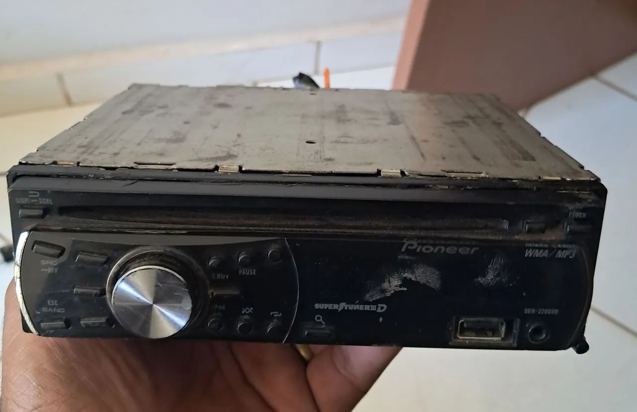 Toca cd Pioneer com defeito