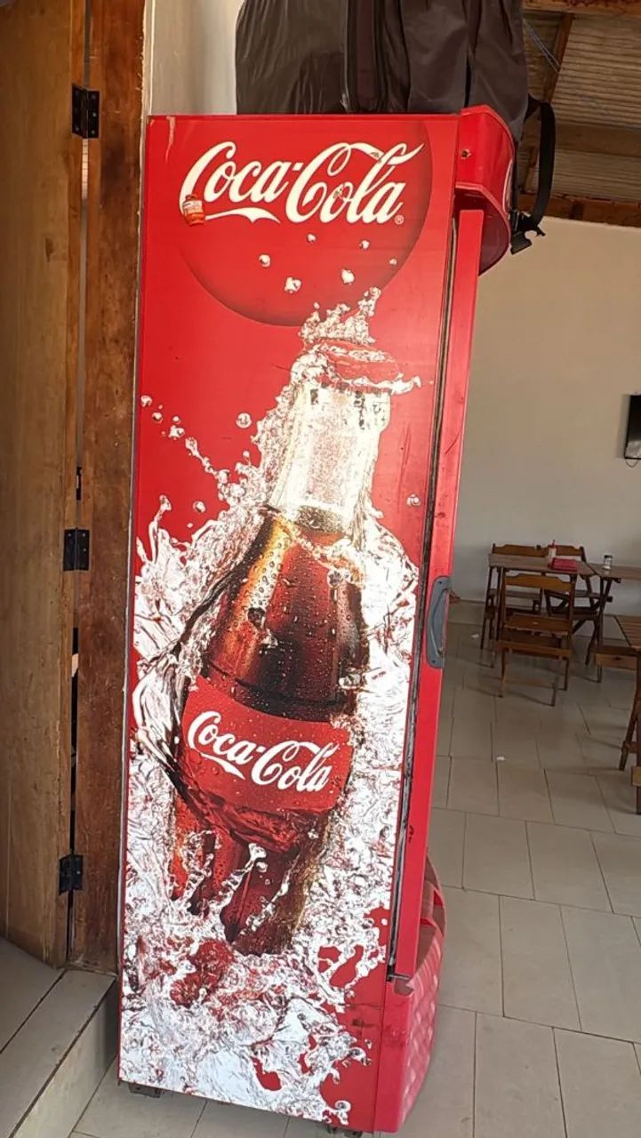 Vendo freezer expositor funciona perfeitamente 2000$  - Foto 2