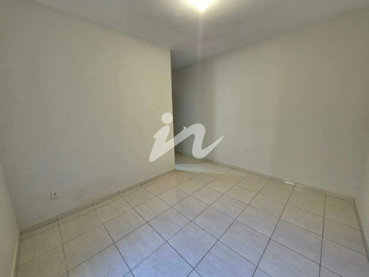 Casa térrea de aproximadamente 160 m² no Jardim Holanda - Foto 4