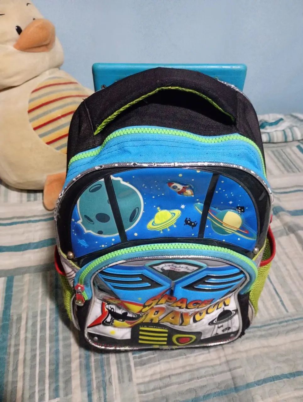 Vendo duas mochilas infantis 