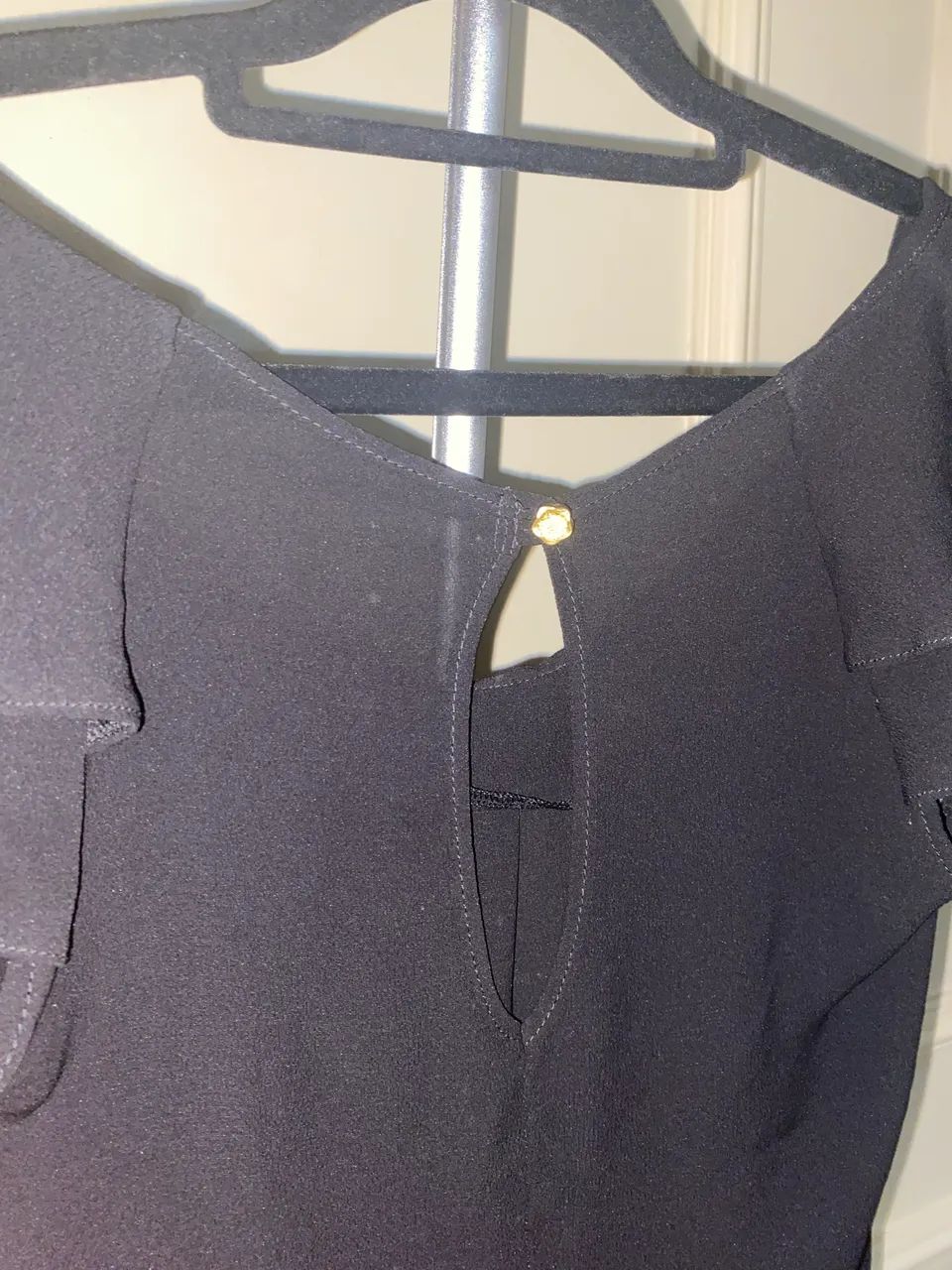 Blusa feminina preta com babados - Foto 4