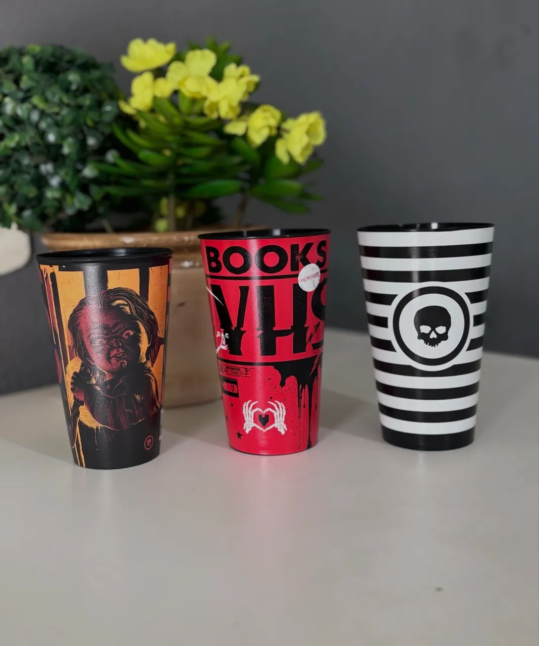 3 Copos personalizados Darkside ( Novos ).