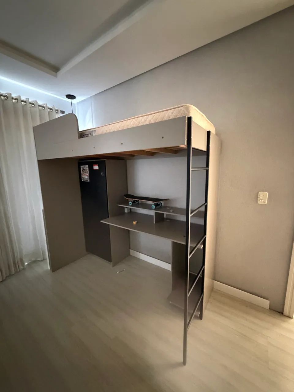Barbada vendo cama com escrivaninha - Foto 3