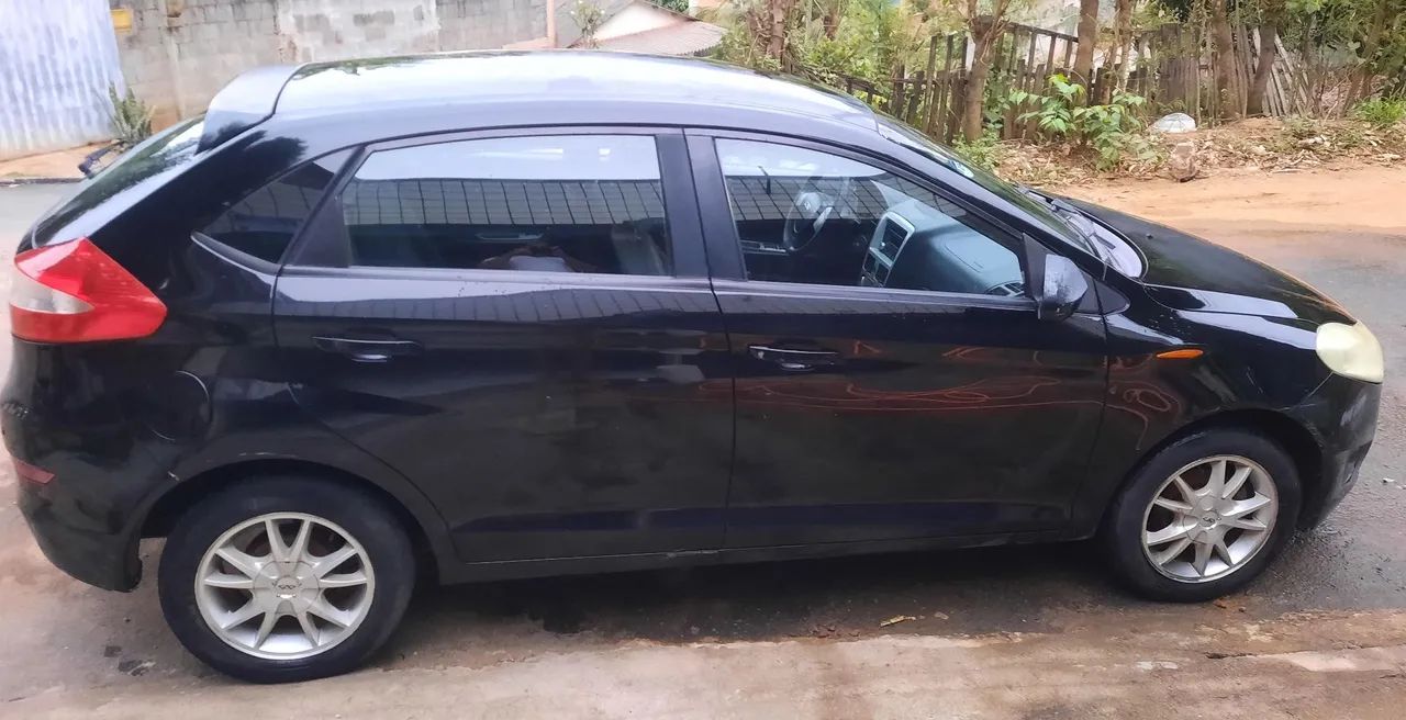 Chery Celer Hatch 1.5 16V Flex 5P 2013 - Foto 3