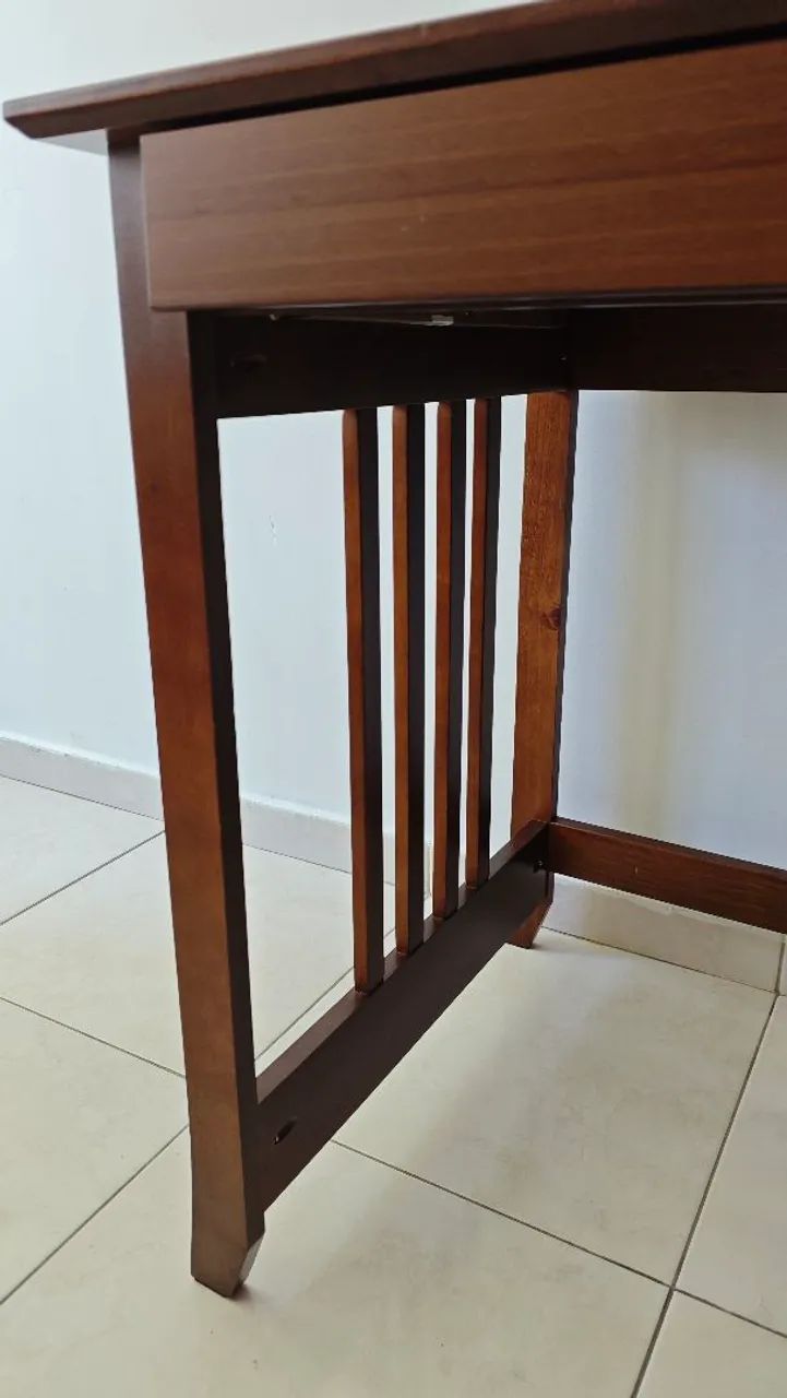 Mesa com Pés de Madeira - Foto 3