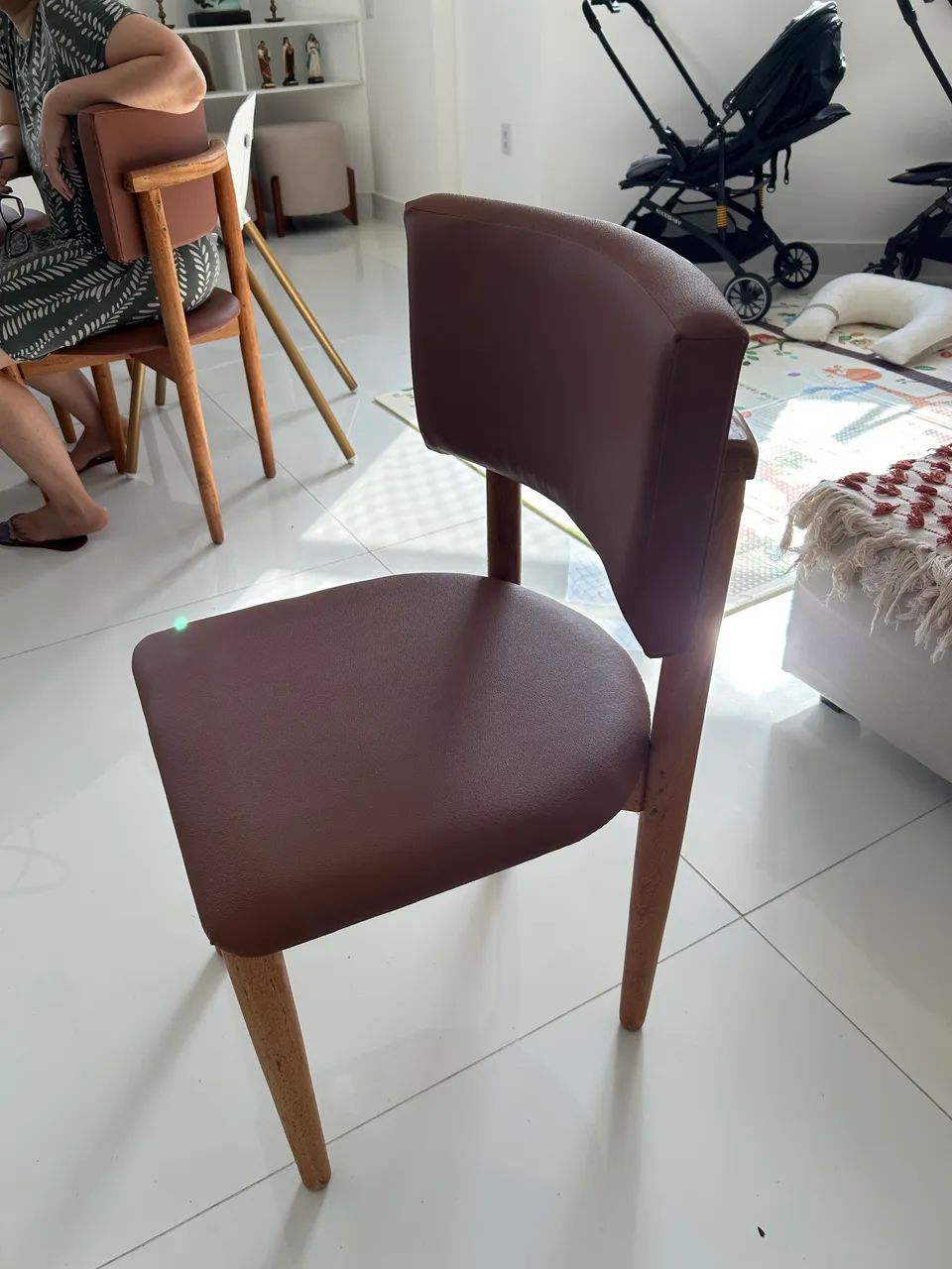Cadeiras para mesa de jantar ! Novíssimas!  - Foto 3