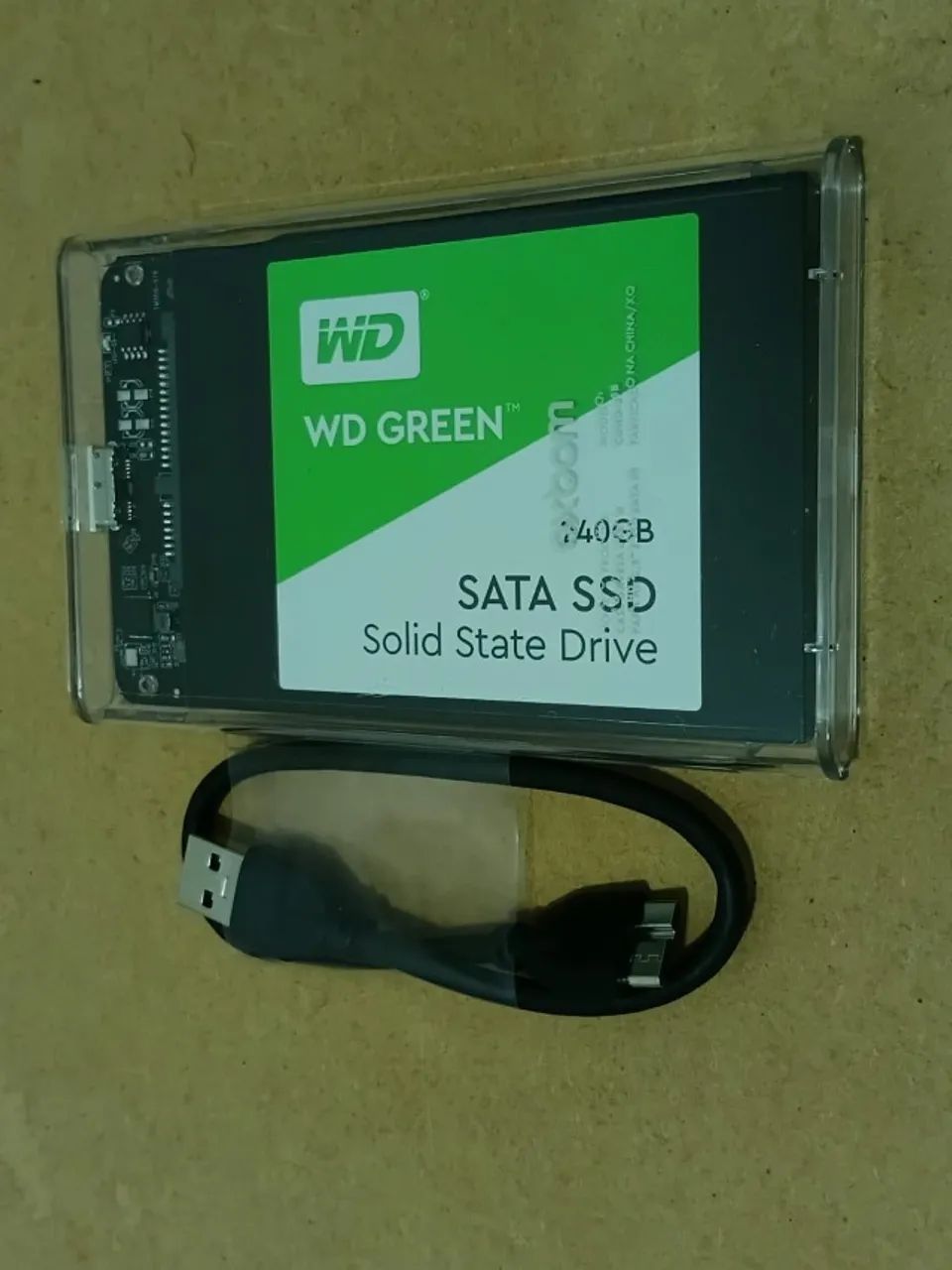 SSD Externo Wester Digital 240GB com Case + Cabo de Dados