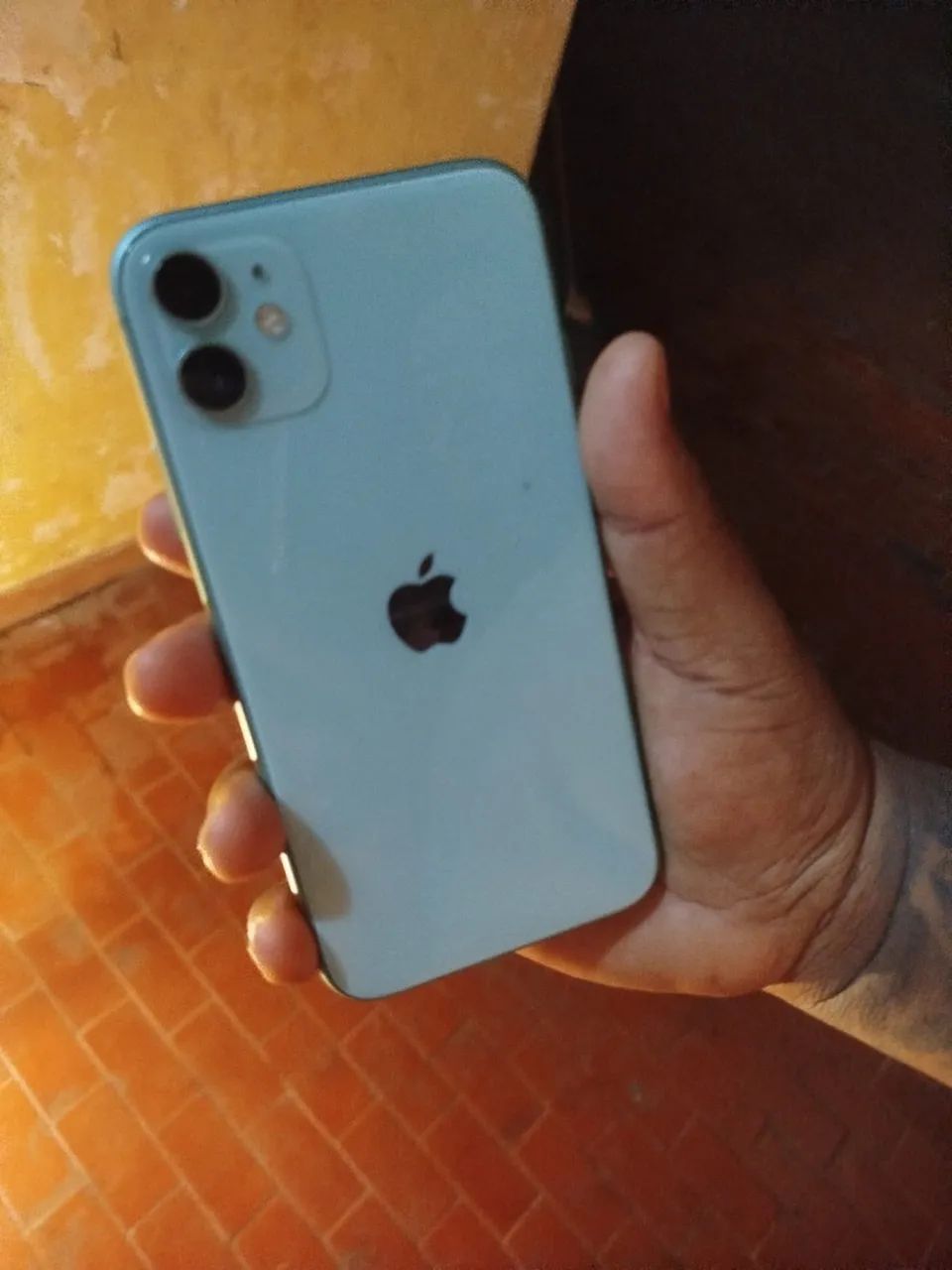iPhone 11