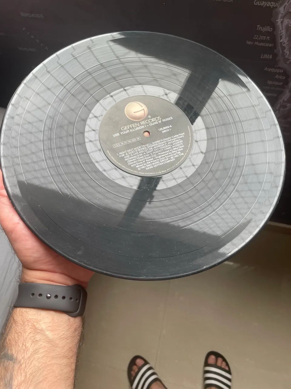 Vinil Álbum duplo Guns in Roses - Foto 5