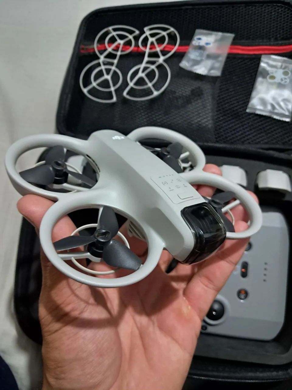 Vendo DJI NEO FLY MORE COMBO - Foto 2