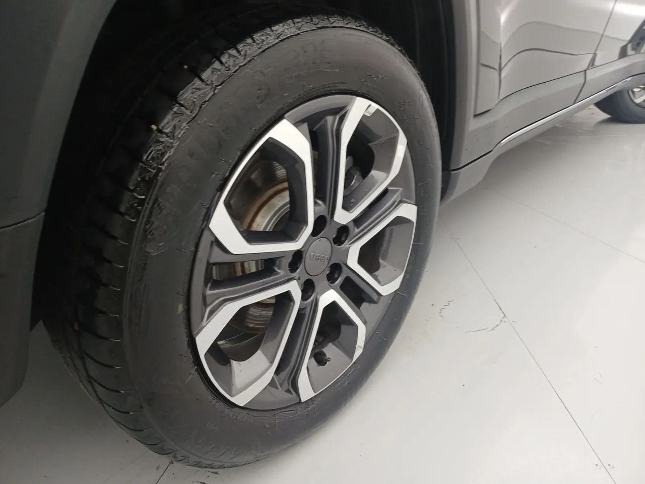 Jeep Commander Limited T270 1.3 TB Flex Aut., foto 14 de 18