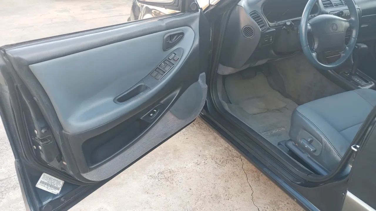 Lexus ES-300 3, foto 17 de 20