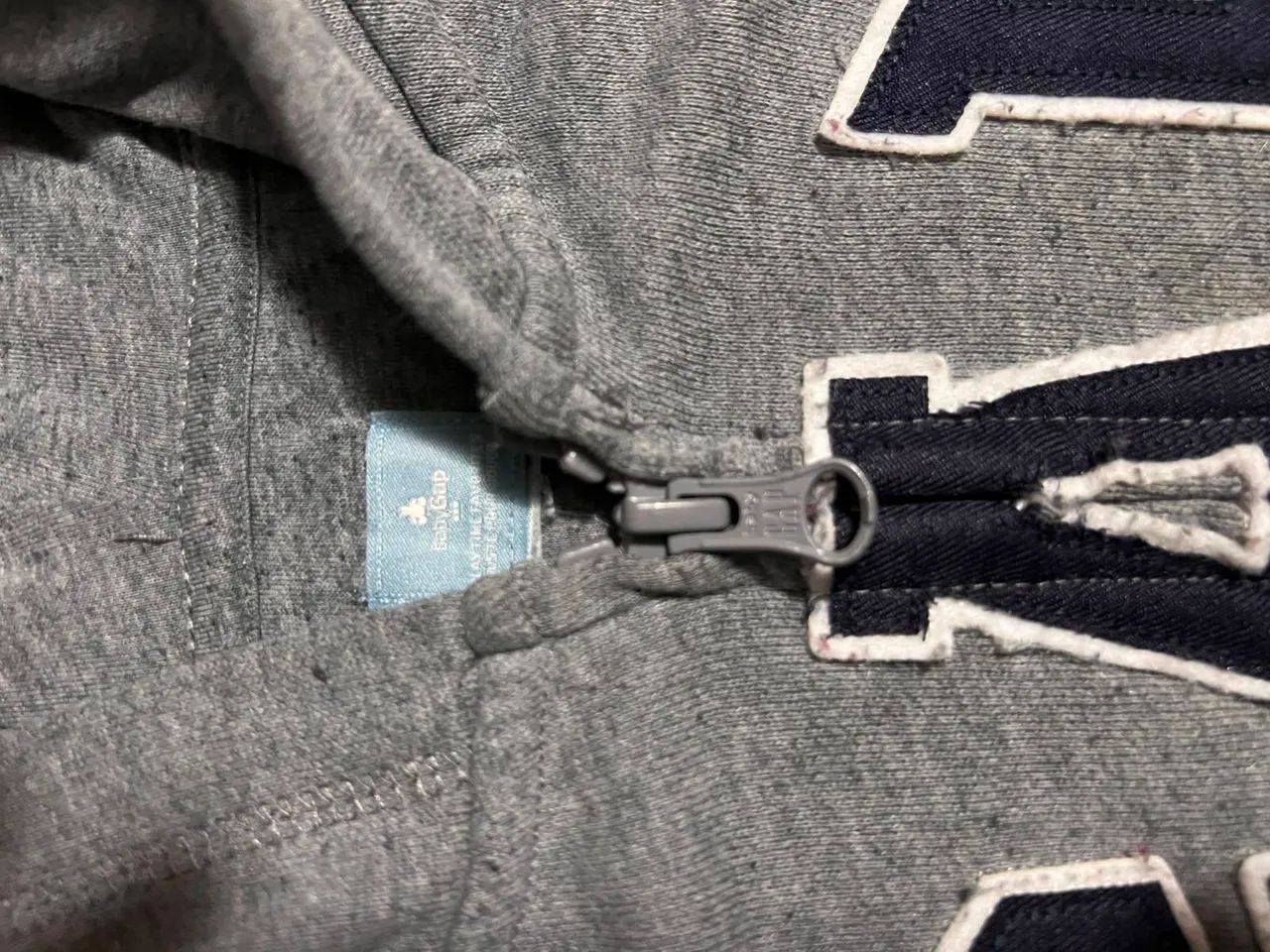 Varias camisa e blusas de marca infantil  - Foto 3
