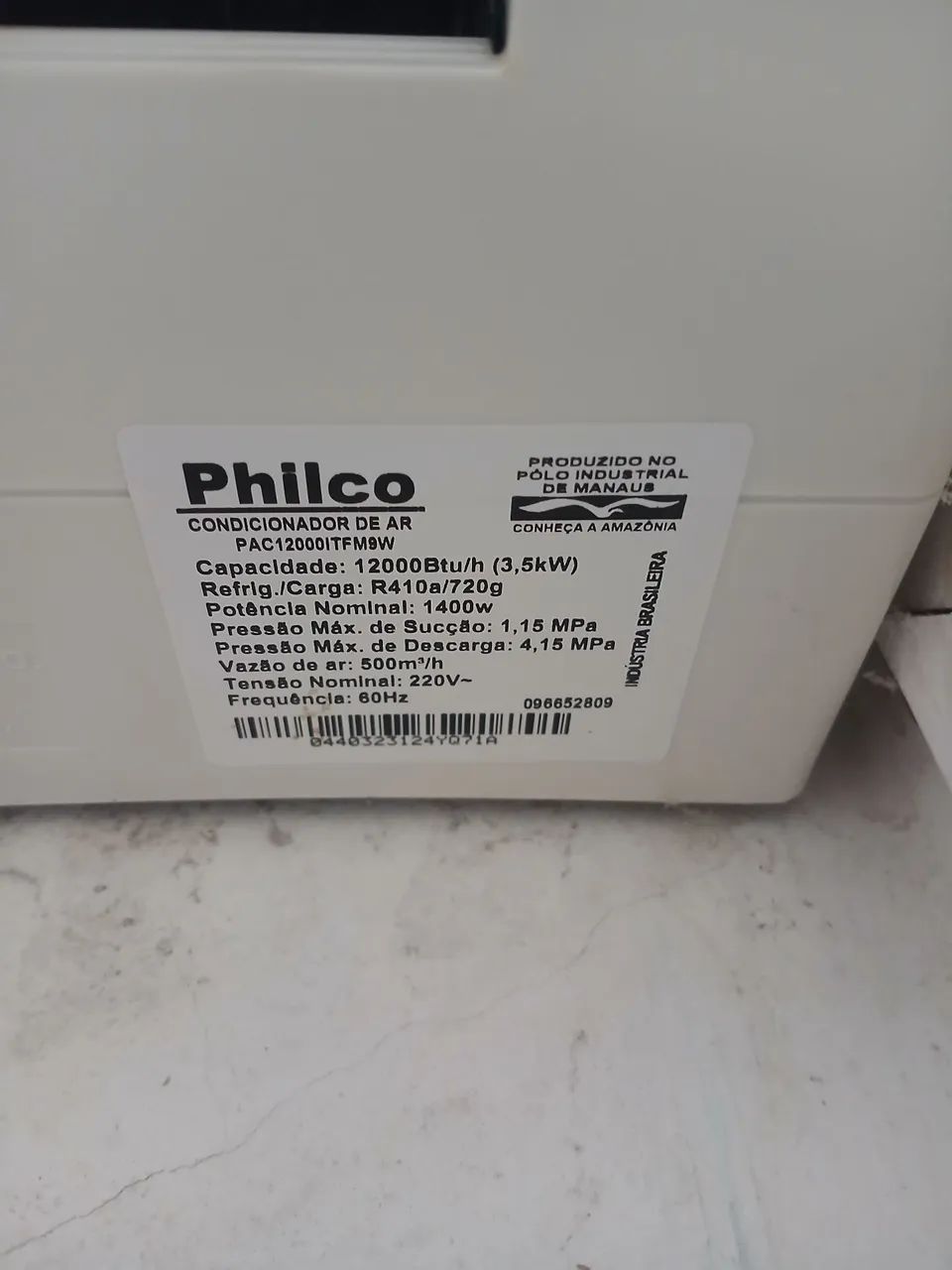 Ar condicionado Philco 12000 Btus com Defeito.