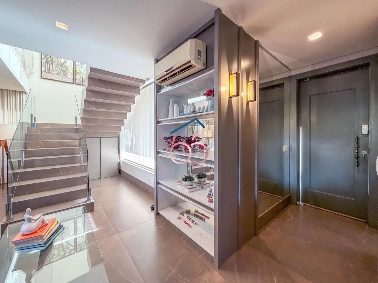 ALPHAVILLE II  RESIDÊNCIA DE LUXO MOBILIADA E DECORADA! - Foto 4