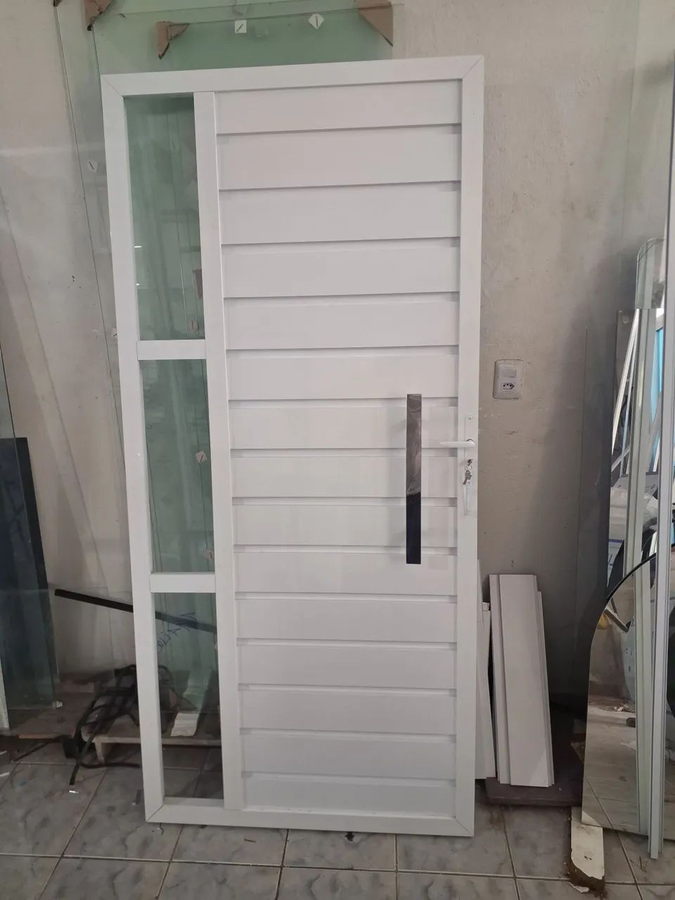 Porta Alumínio 100x210 ?