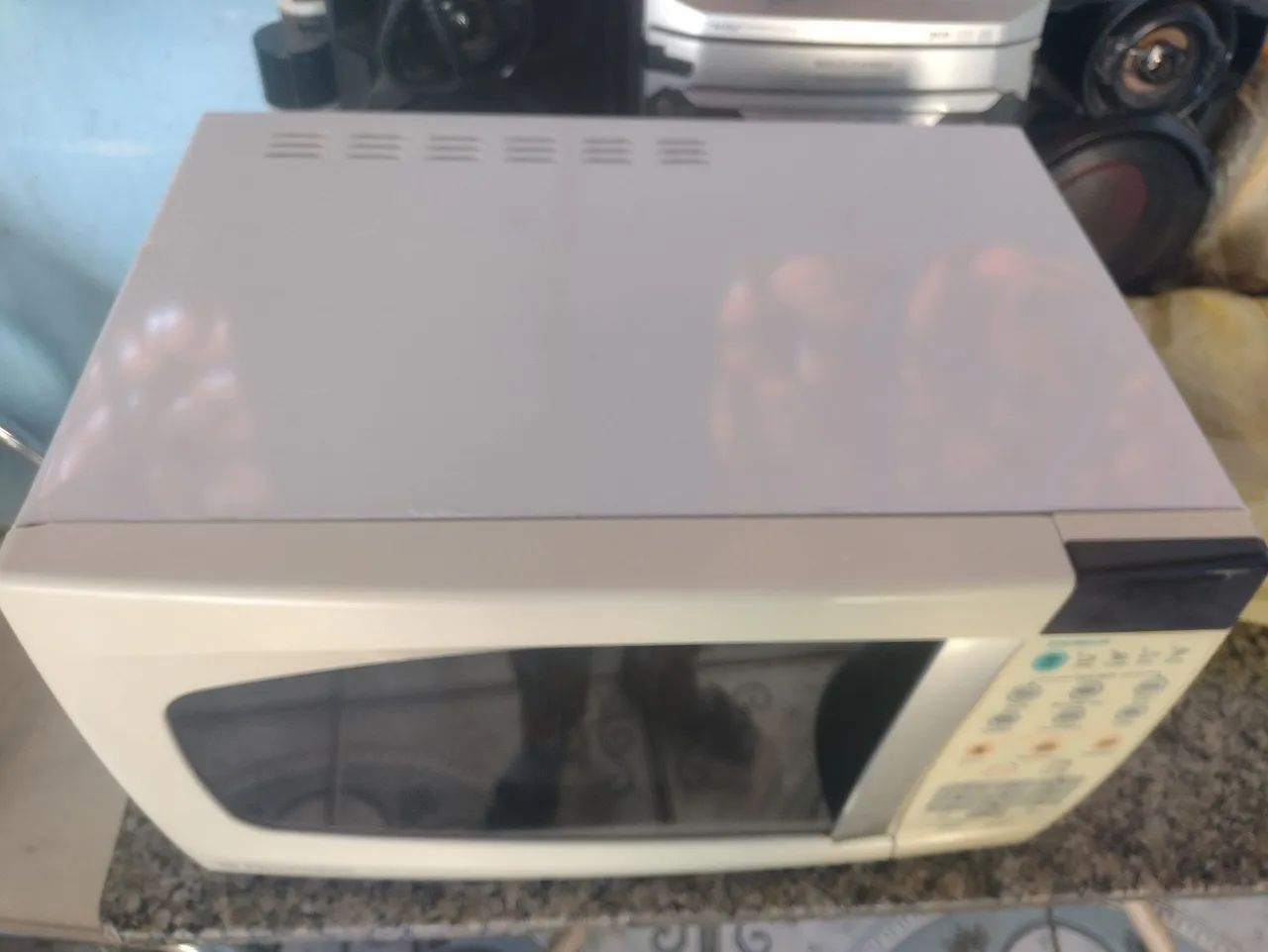 Microondas Eletrolux 18 litros 110 v - Foto 2