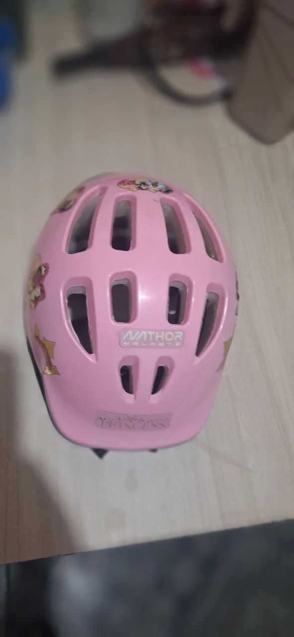 Capacete esportivo infantil 