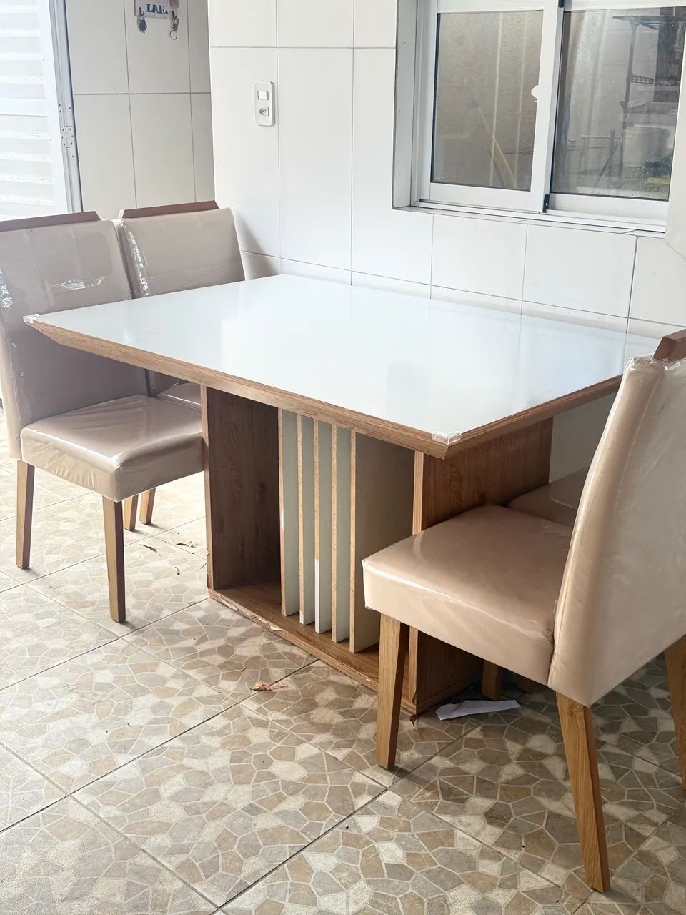 Mesa de jantar65082643547395122