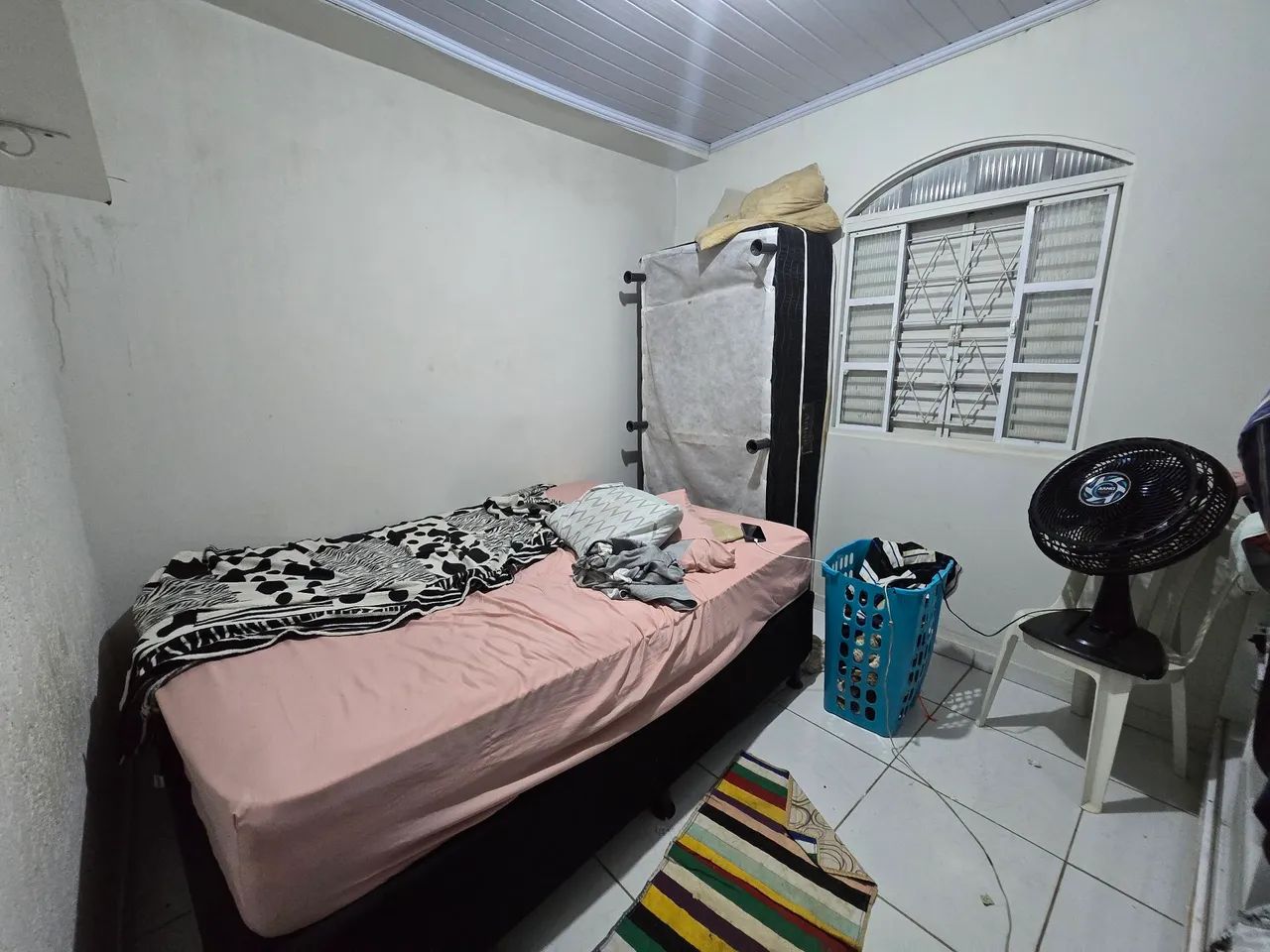 Casa de 3 quartos + 3 kitsnets, para gerar renda  - Foto 4