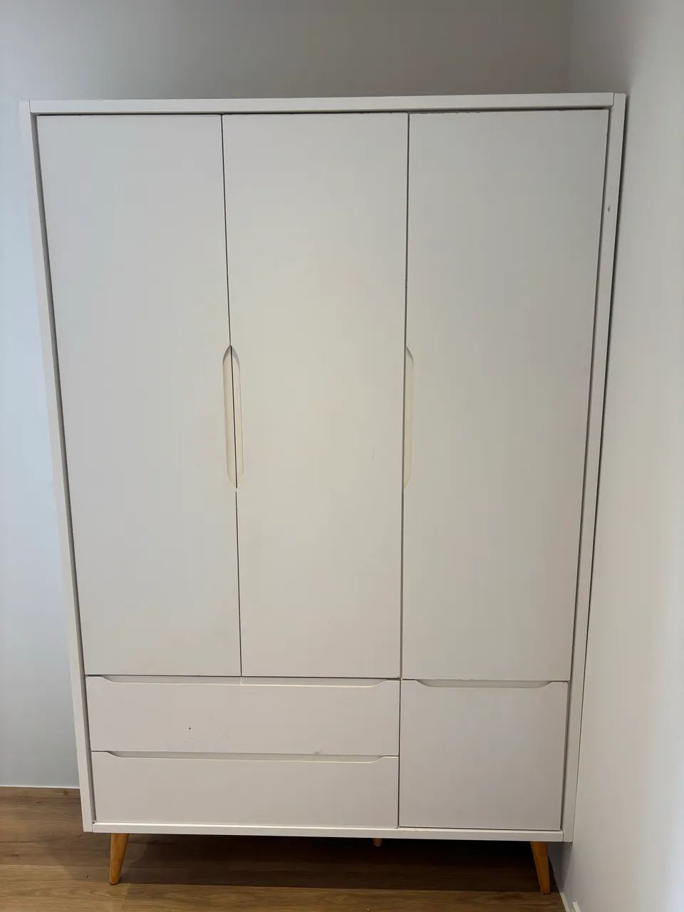 Guarda-roupa infantil