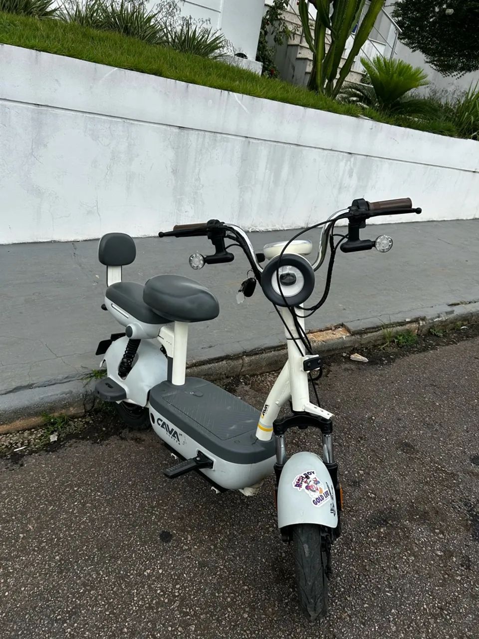 Moto elétrica 40km 