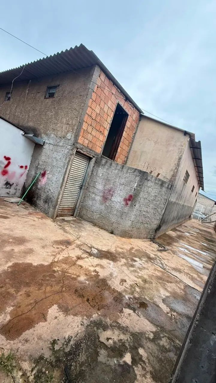 Galpão com casa nos fundos  - Foto 2