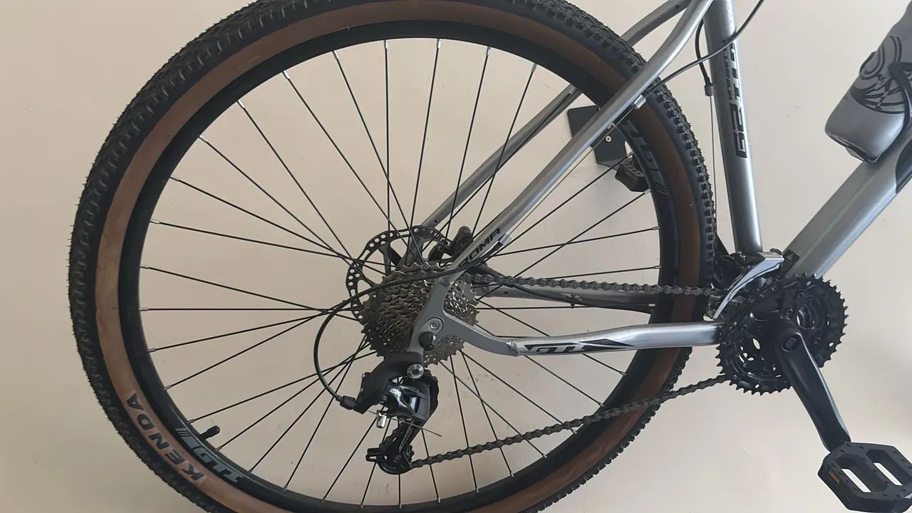 Bicicleta  - Foto 3