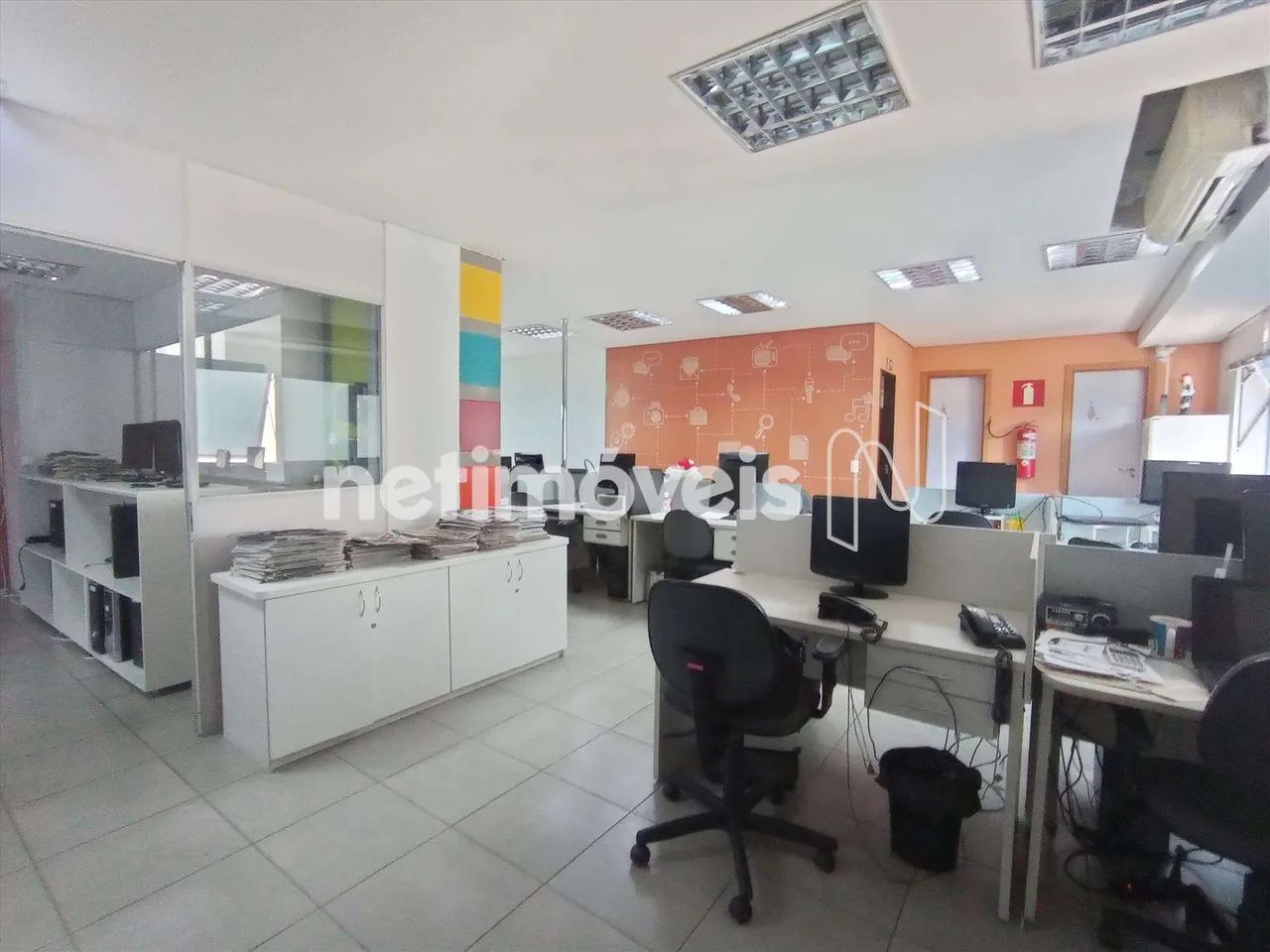 SALA COMERCIAL - PRÉDIO DE ALTO PADRÃO - Foto 3