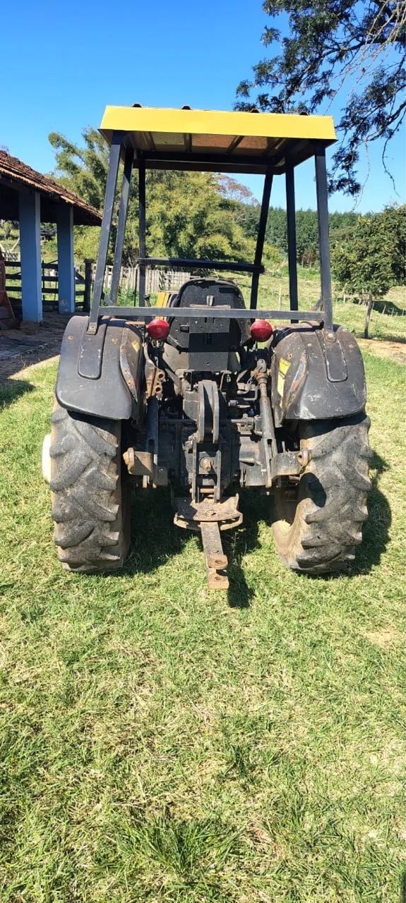Trator Valtra BF 75 - Foto 4