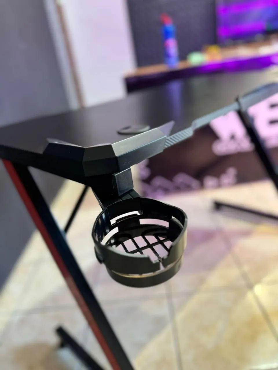 Mesa Gamer reforçada  - Foto 5