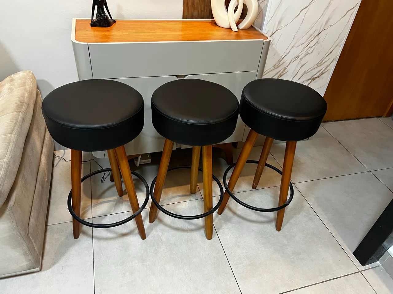 Banquetas Alta 70cm - Bancos balcão  - Foto 2