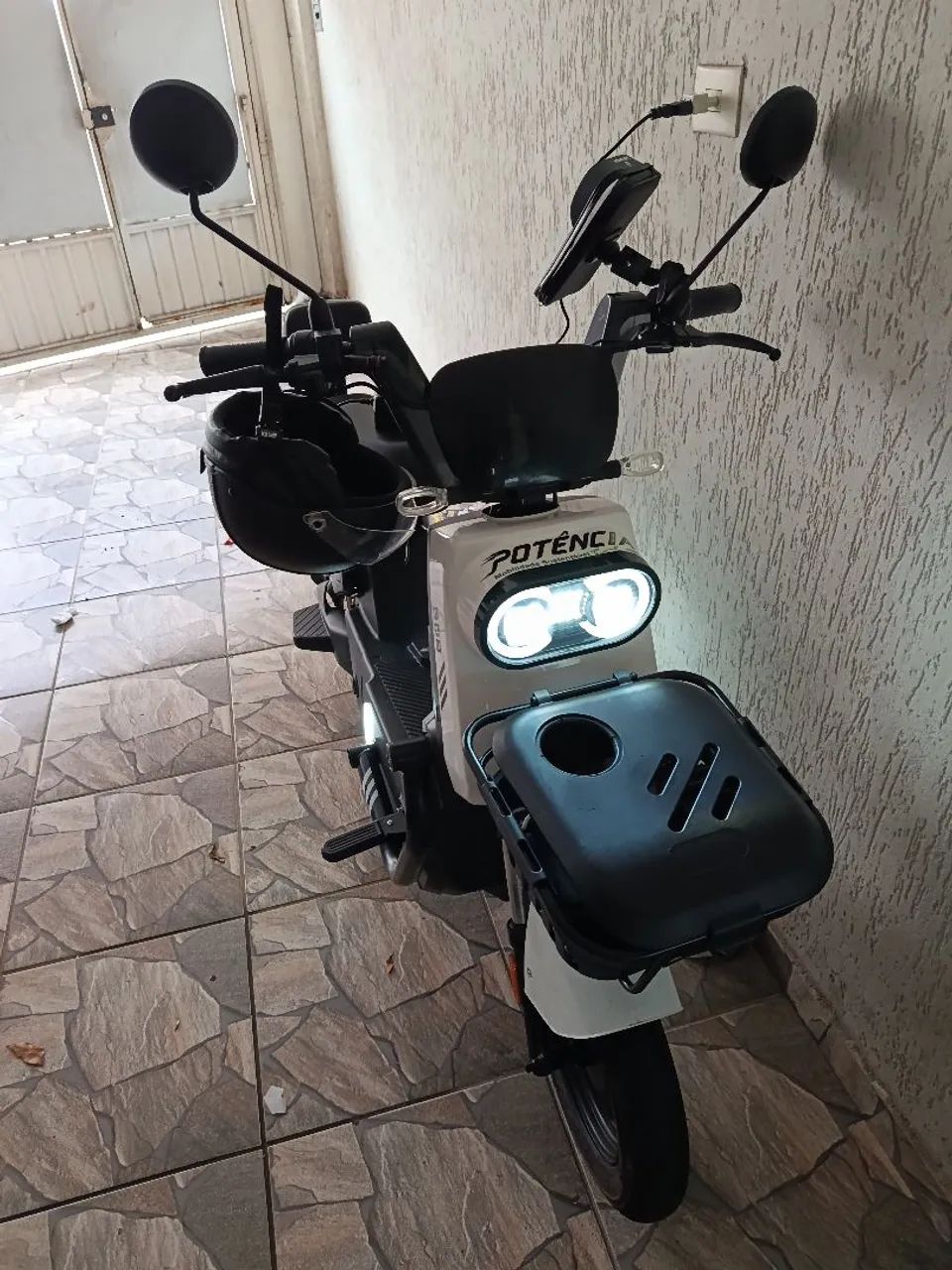 Moto elétrica 
