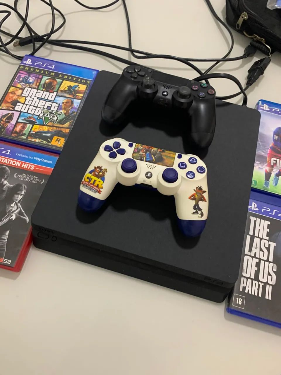 PS4 SLIM 1TB - Foto 2