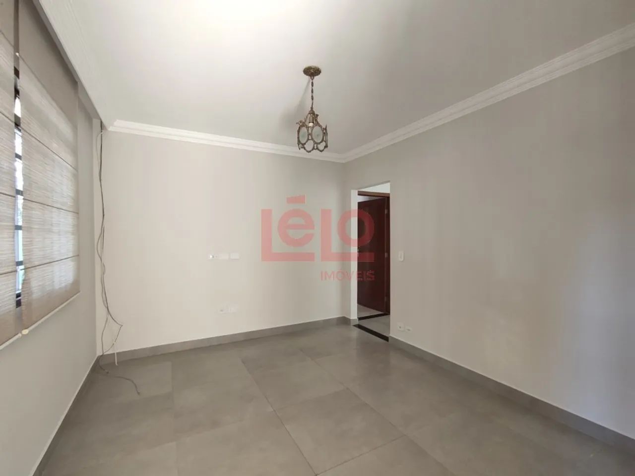 Casa semimobiliada para alugar no Jardim Paris em Maringá, com 3 quartos, suíte, edícula,  - Foto 4