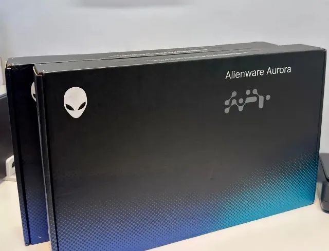 Notebook gamer AlienWare Aurora 32GB 1TB Rtx 5070 Lacrado - Foto 2
