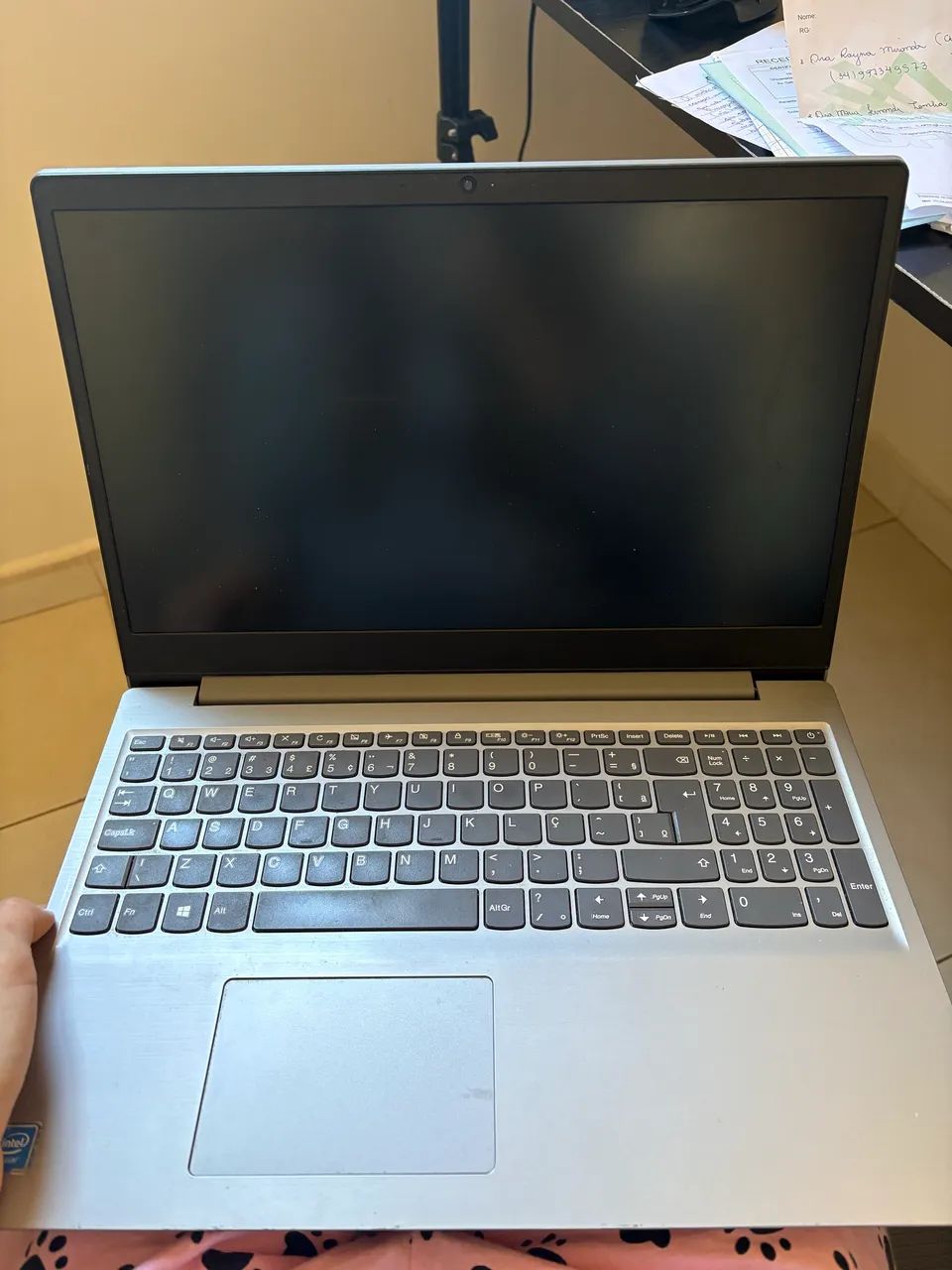 Notebook Lenovo usado  - Foto 3