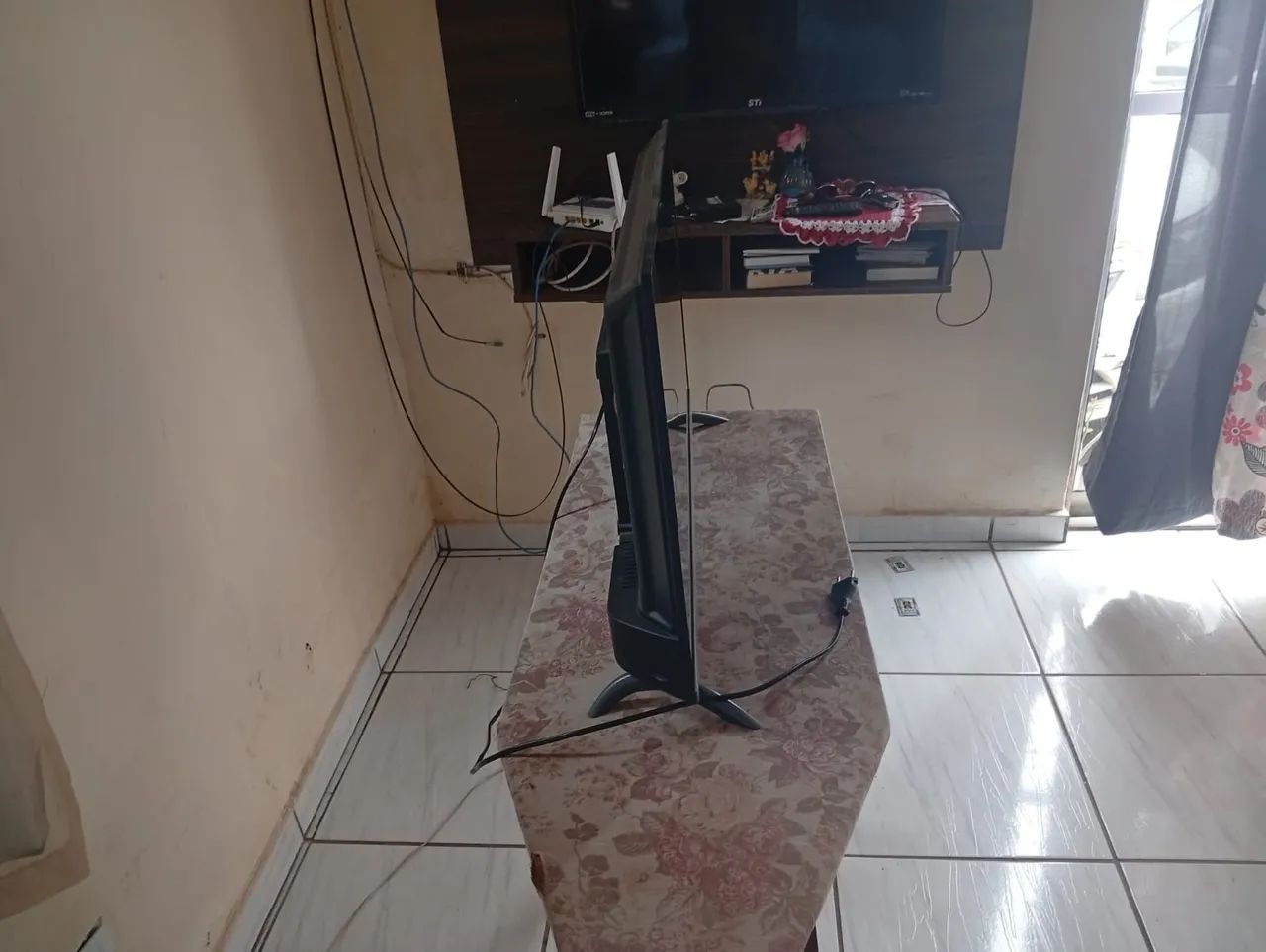 Vendo TV semi nova - Foto 2