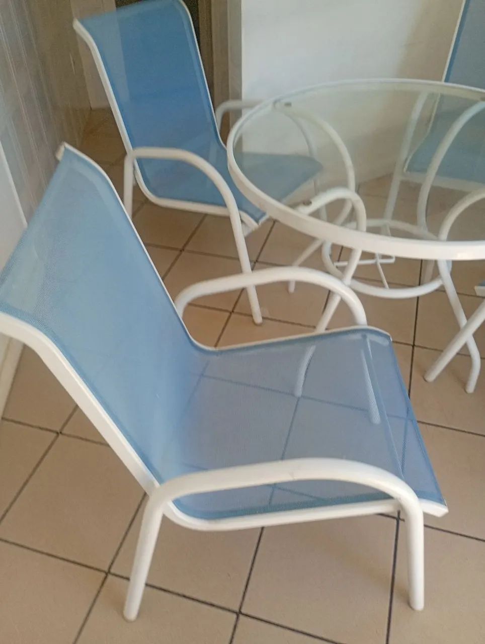 Mesa  quatro cadeiras em aluminio - Foto 3