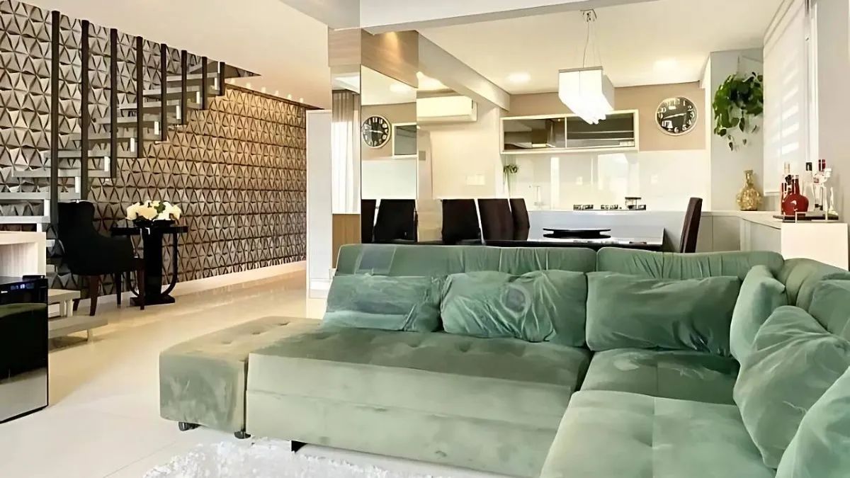 Apartamento à venda no Centro de Blumenau | Duplex mobiliado com 252m²