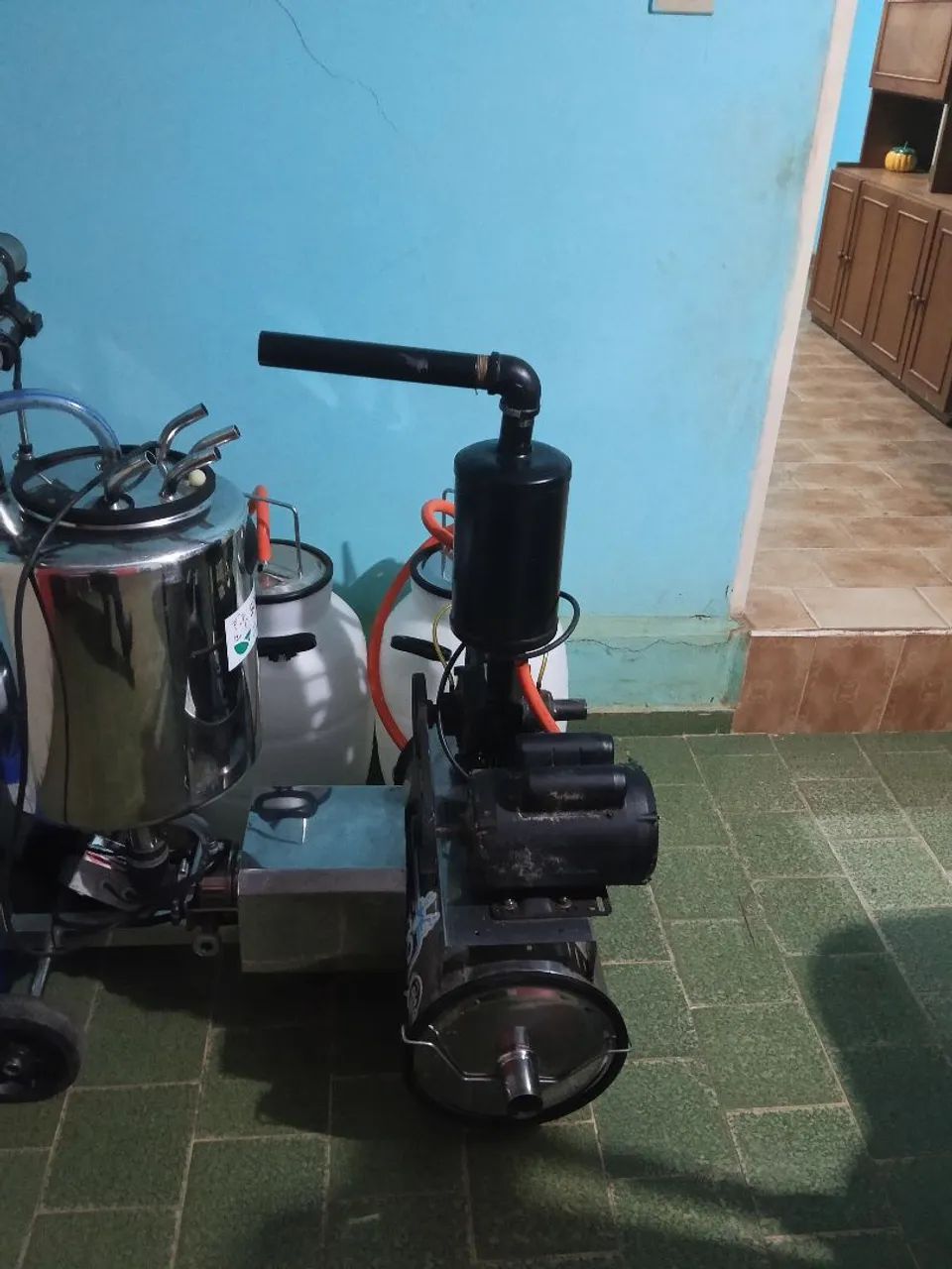 Ordenha e tanque de leite  - Foto 2